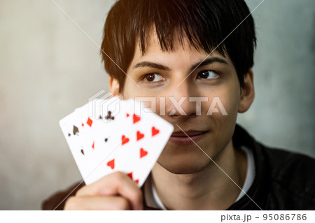 トランプと男性 トランプと男性 95086786