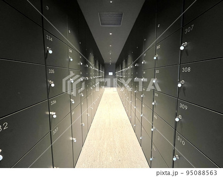 宅配ボックスとロッカールーム 95088563