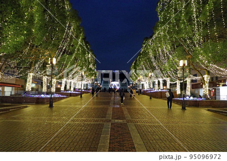 パルテノン大通りのイルミネーション パルテノン大通りのイルミネーション 95096972