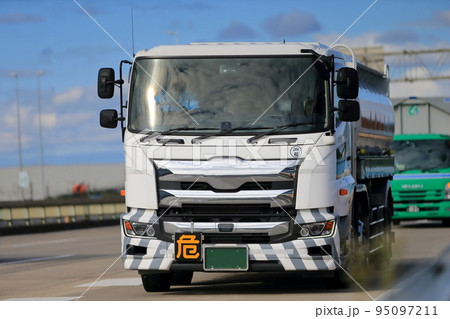 タンクローリー イメージ タンクローリー イメージ 95097211