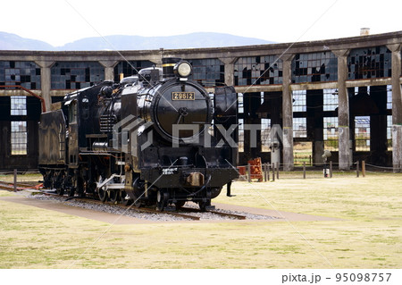 豊後森機関庫の蒸気機関車（SL）／大分県玖珠町 95098757