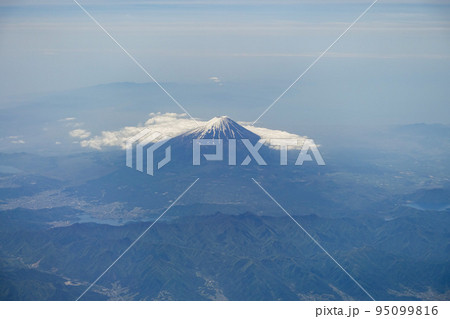 空から見た美しい富士山 空から見た美しい富士山 95099816