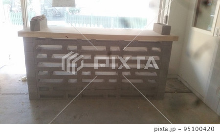 建物 建築 ケーブル 95100420