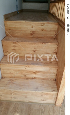 建物 建築 ケーブル 95100424