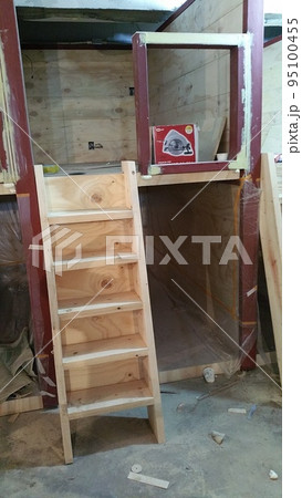 建物 建築 ケーブル 95100455