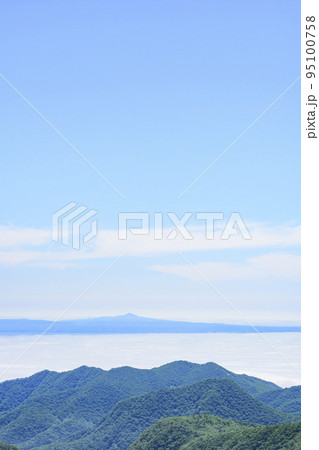 北海道　知床峠の眺望 95100758