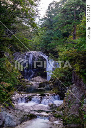 関山大滝 95101285