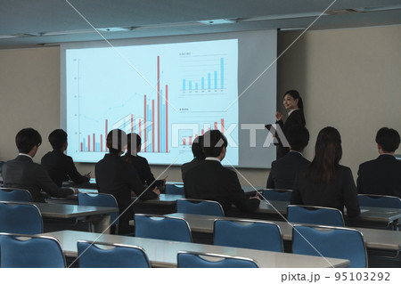 ビジネス　会議室 95103292