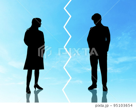 向き合って立つ若い男女シルエットと亀裂 向き合って立つ若い男女シルエットと亀裂 95103654