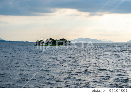 宍道湖 嫁ヶ島(島根県松江市) 宍道湖 嫁ヶ島(島根県松江市) 95104301