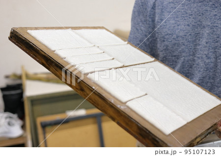 紙漉き体験 紙漉き体験 95107123