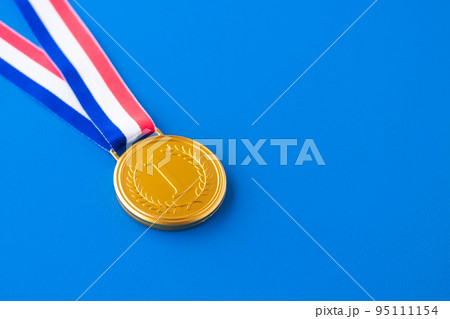 優勝の金メダル 95111154