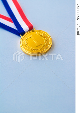 優勝の金メダル 優勝の金メダル 95111157