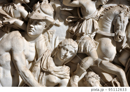 Bas-relief and sculpture details in stone of Roman Gods and Emperors Bas-relief and sculpture details in stone of Roman Gods and Emperors 95112633