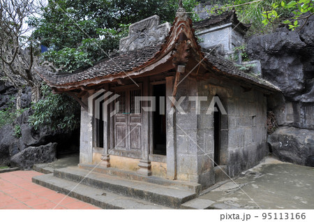 Bich Dong pagoda in Ninh Binh, Vietnam 95113166