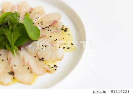 鯛のカルパッチョ 95114223