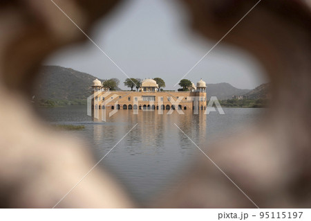 Jal Mahal or Water Palace is a palace in the middle of the Man Sagar Lake in Jaipur city, Rajasthan, India 95115197