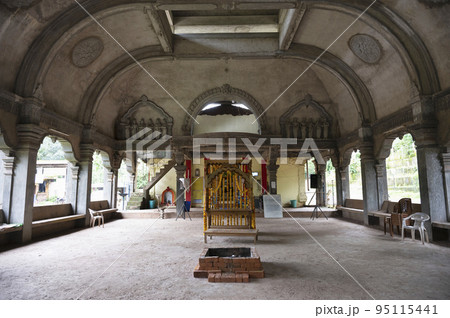 Inner view of the Shri Rudreshwar Temple, located near Arvalem Caves, Rudreshwar Colony, Sanquelim, Goa Inner view of the Shri Rudreshwar Temple, located near Arvalem Caves, Rudreshwar Colony, Sanquelim, Goa 95115441