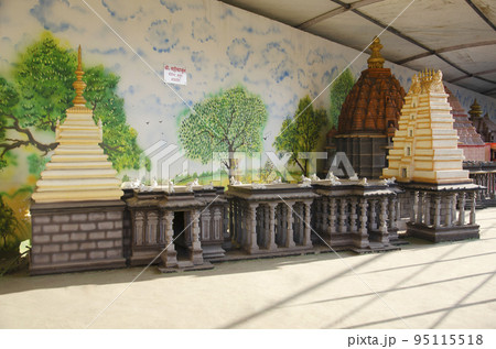 Replica of Mallikarjuna Jyotirlinga in Srisailam, Andhra Pradesh. One of the 12 Jyotirlingas in Someshwar Wadi Temple, Baner, Pune, Maharashtra Replica of Mallikarjuna Jyotirlinga in Srisailam, Andhra Pradesh. One of the 12 Jyotirlingas in Someshwar Wadi Temple, Baner, Pune, Maharashtra 95115518