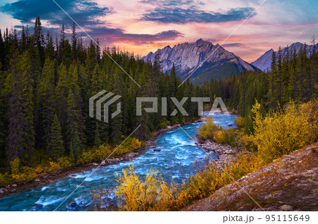 Sunset above Evelyn Creek and Colin Range in Jasper National Park, Canada 95115649