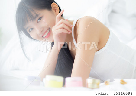 Beautiful Attractive Asian Woman smile and - Stock Photo [96198718] -  PIXTA