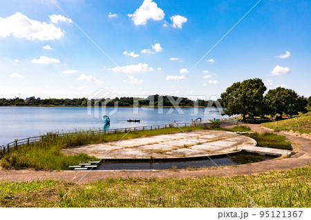 埼玉県戸田市　彩湖・道満グリーンパーク　バーベキュー広場 95121367