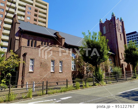 川口基督教会の赤煉瓦の壮麗な大聖堂　大阪市西区 95122767
