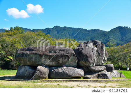 明日香村　石舞台古墳 95123761