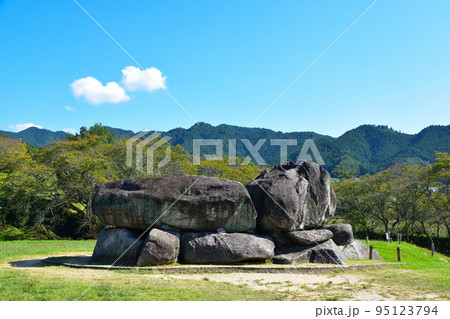 明日香村　石舞台古墳 95123794