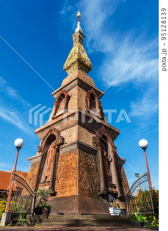 Phra That Si Mongkol beautiful old style, Sakon Nakhon Phra That Si Mongkol beautiful old style, Sakon Nakhon 95128139