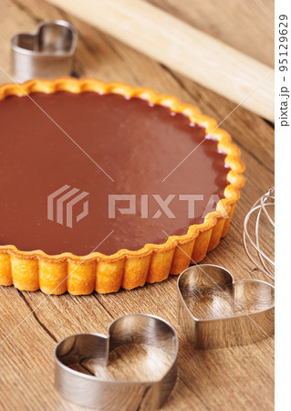 手作り生チョコレートタルト 95129629