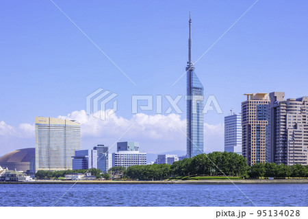夏空と福岡タワー 福岡の絶景 夏空と福岡タワー 福岡の絶景 95134028
