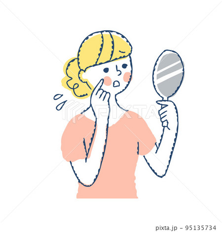 肌の悩み　手鏡で顔を見てる若い女性 95135734