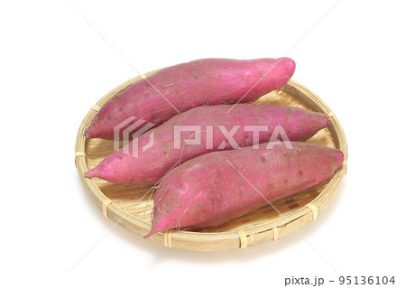 新鮮な薩摩芋（紅はるか） 95136104
