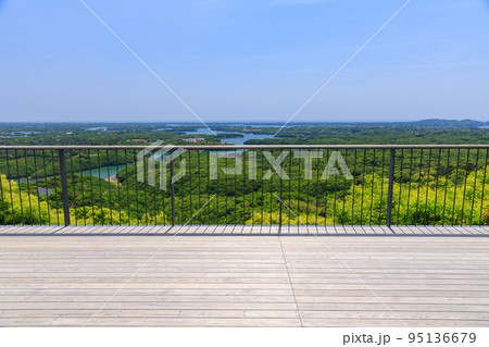 三重伊勢志摩_英虞湾を見下ろす絶景テラス 95136679