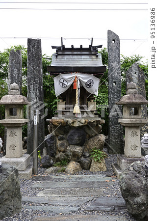 粟田神社末社 鍛治神社 粟田神社末社 鍛治神社 95136986