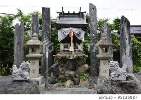 粟田神社末社　鍛治神社 95136987