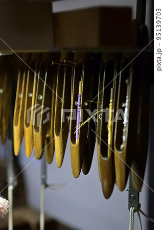 京町家　上七軒　西陣織工房 95139703