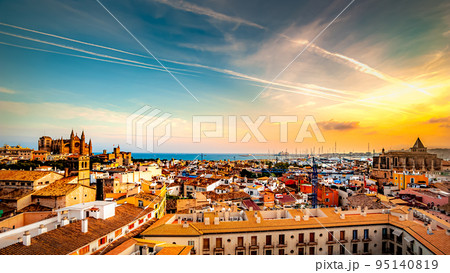 地中海のバレアレス諸島マヨルカ島 パルマ デ マヨルカ 地中海のバレアレス諸島マヨルカ島 パルマ デ マヨルカ 95140819
