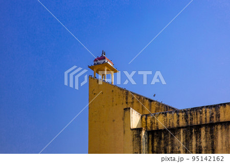 ジャンタル・マンタル 95142162