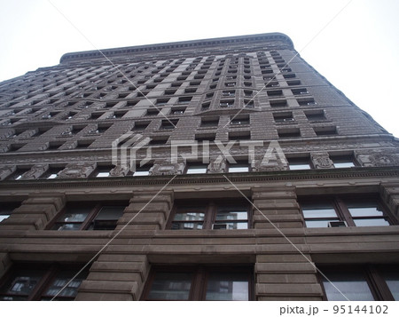 ニューヨークの風景　フラットアイアンビルディング 95144102