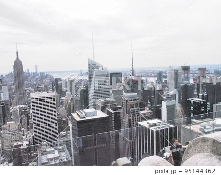 トップ・オブ・ザ・ロックからのニューヨークの風景 95144362