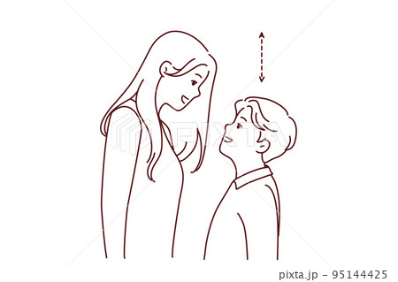 Couple with different height  95144425