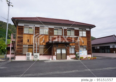 岡山県久米郡美咲町にあるレトロな公営資料館「北和気郷土資料館」 岡山県久米郡美咲町にあるレトロな公営資料館「北和気郷土資料館」 95151557