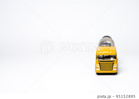 コンクリートミキサー車の模型 コンクリートミキサー車の模型 95152895