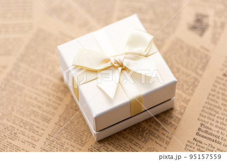 プレゼント 95157559