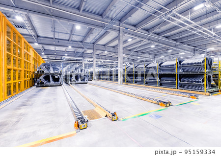 spare parts in a car plant 95159334