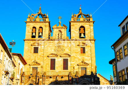 Church sunset Braga Portugal 95160369