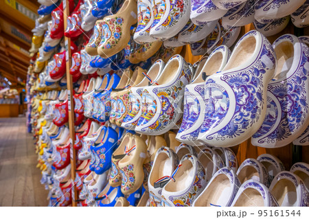 Dutch Klomps Showcase in the Store Dutch Klomps Showcase in the Store 95161544