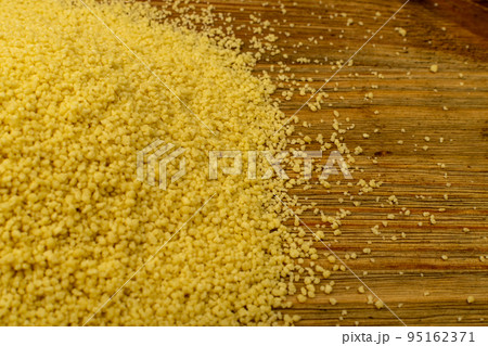 Couscous, Cuscus, Raw Kuskus 95162371